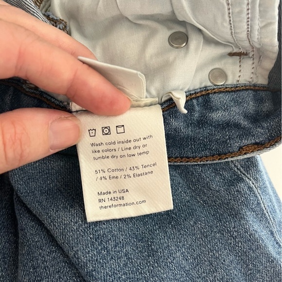 REFORMATION High and Skinny Jeans in Rhine - Picture 15 of 16